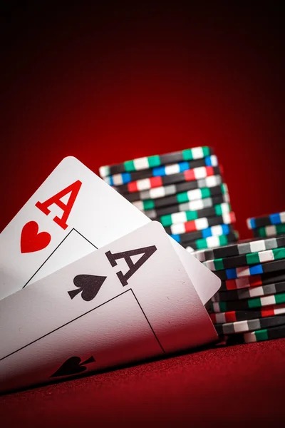 Final hand results displayed on screen